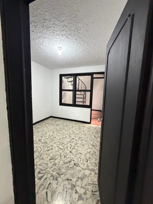 Casa de 6 alcobas en venta en Departamental, Cali, 312 m² · foto 7 de 16