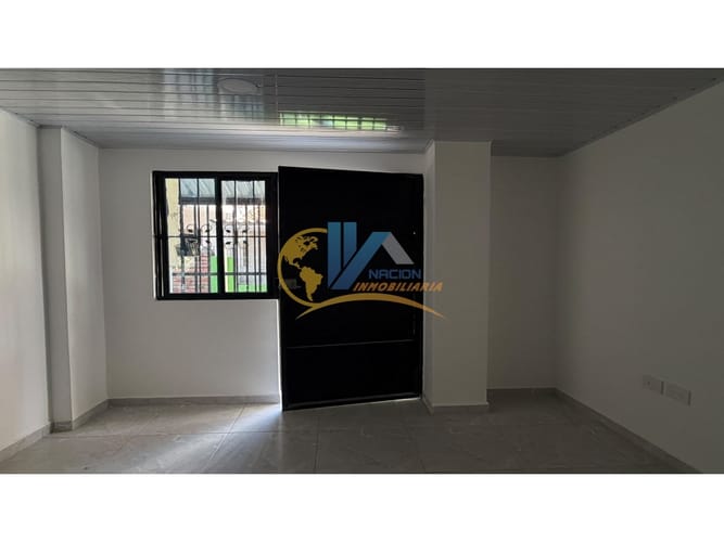 Edificio en venta en Villas De Navarra, Bucaramanga, 78 m² · foto 4 de 15