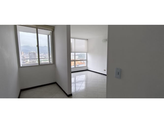 Apartamento de 3 alcobas en arriendo en Castropol, Medellín, 70 m² · foto 4 de 15