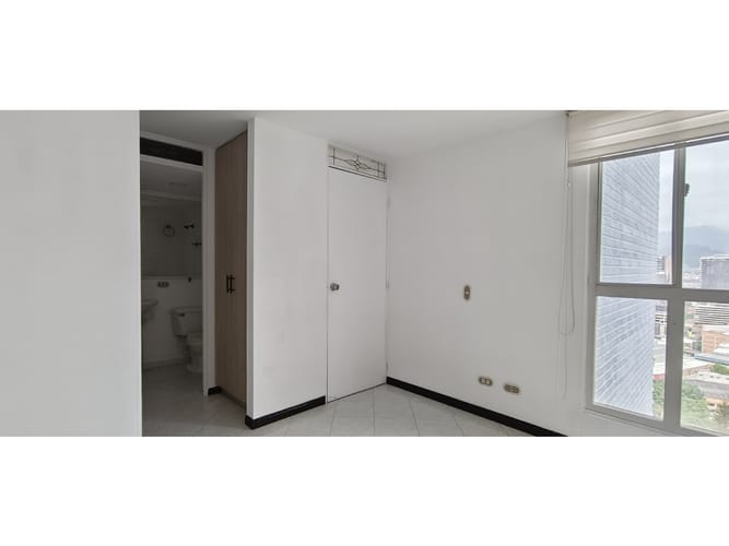 Apartamento de 3 alcobas en arriendo en Castropol, Medellín, 70 m² · foto 7 de 15