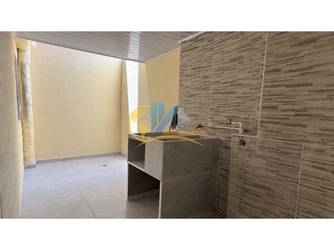 Edificio en venta en Villas De Navarra, Bucaramanga, 78 m² · foto 14 de 15