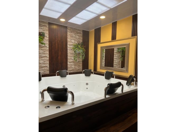 Casa de 6 alcobas en arriendo en San Joaquin, Medellín, 200 m² · foto 2 de 24