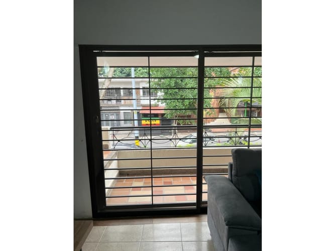 Casa de 6 alcobas en arriendo en San Joaquin, Medellín, 200 m² · foto 8 de 24