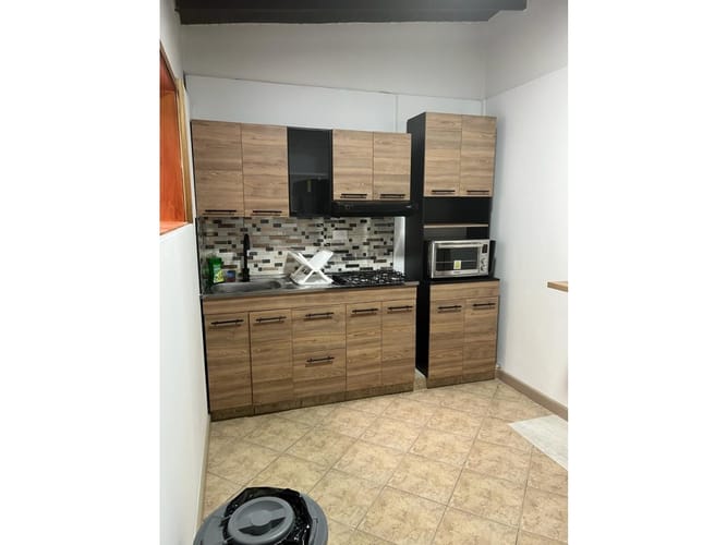 Casa de 6 alcobas en arriendo en San Joaquin, Medellín, 200 m² · foto 13 de 24