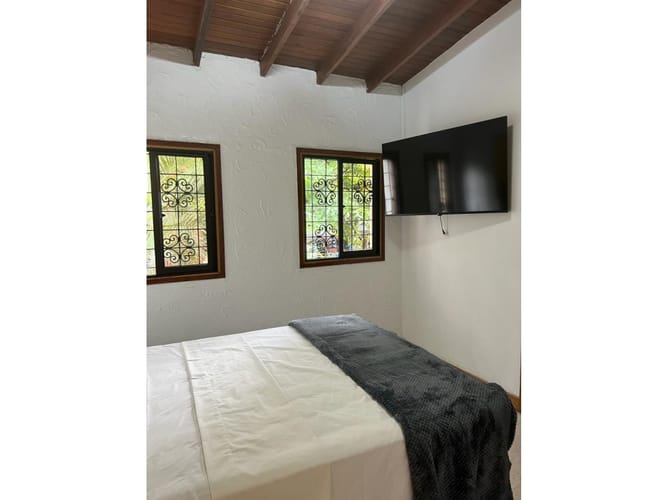 Casa de 6 alcobas en arriendo en San Joaquin, Medellín, 200 m² · foto 15 de 24