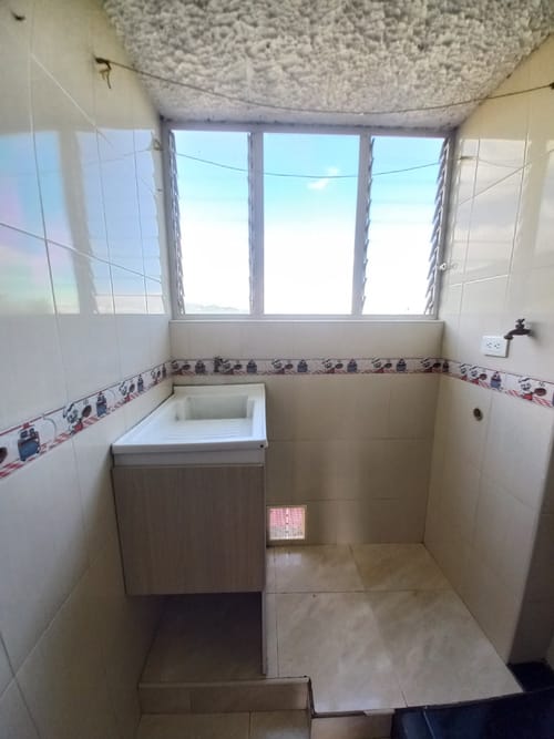 Apartamento de 3 alcobas en arriendo en La Esperanza, Ibagué, 46 m² · foto 21 de 24