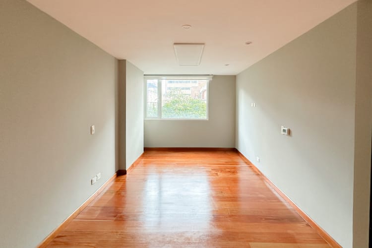 Apartamento de 3 alcobas en arriendo en Los Rosales, Bogotá, 246 m² · foto 13 de 24