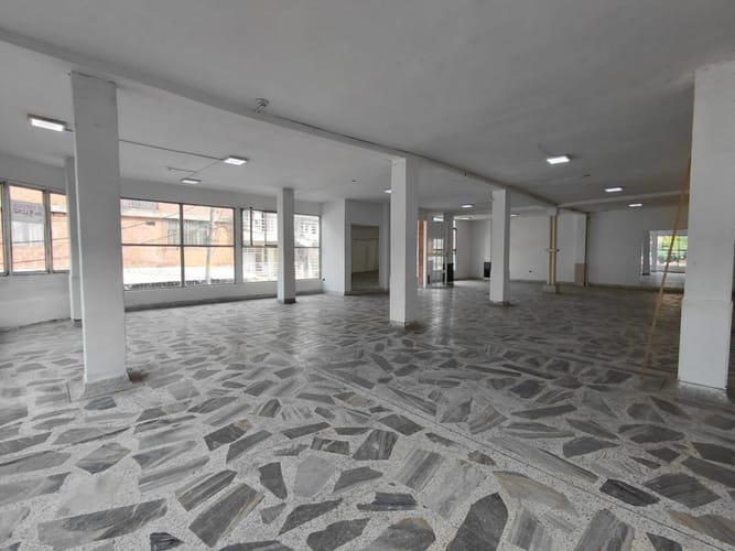 Local en arriendo en Asturias, Cali, 110 m² · foto 9 de 17
