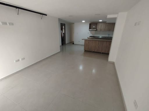 Apartamento de 2 alcobas en arriendo en Campo Amor, Medellín, 65 m² · foto 2 de 13
