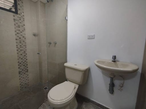 Apartamento de 2 alcobas en arriendo en Campo Amor, Medellín, 65 m² · foto 11 de 13