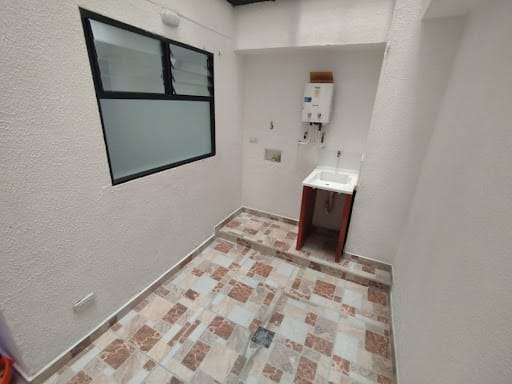 Apartamento de 2 alcobas en arriendo en Campo Amor, Medellín, 65 m² · foto 12 de 13