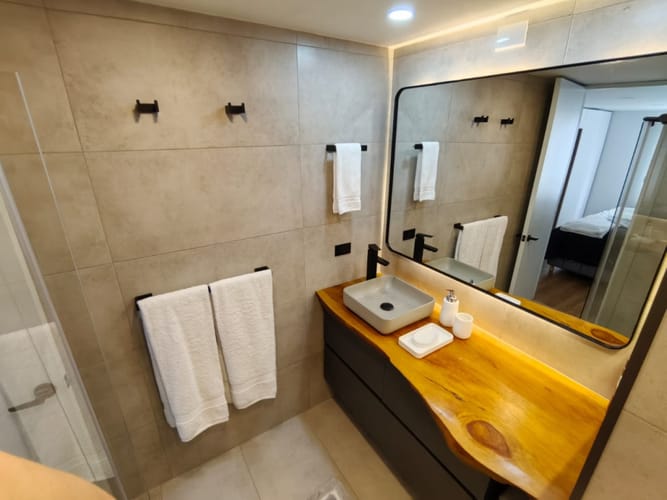Apartamento de 3 alcobas en venta en Santa Barbara, Bogotá, 91 m² · foto 9 de 12