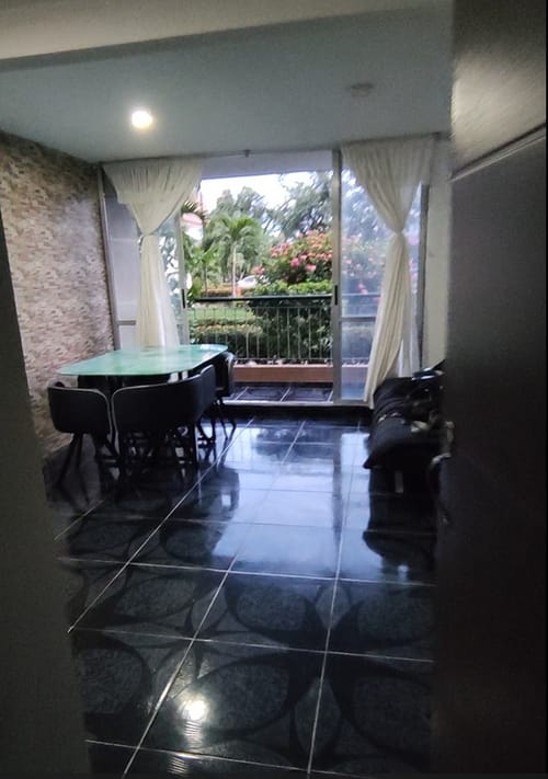 Apartamento de 3 alcobas en venta en Las Palmas, Ricaurte, 55 m² · foto 3 de 9