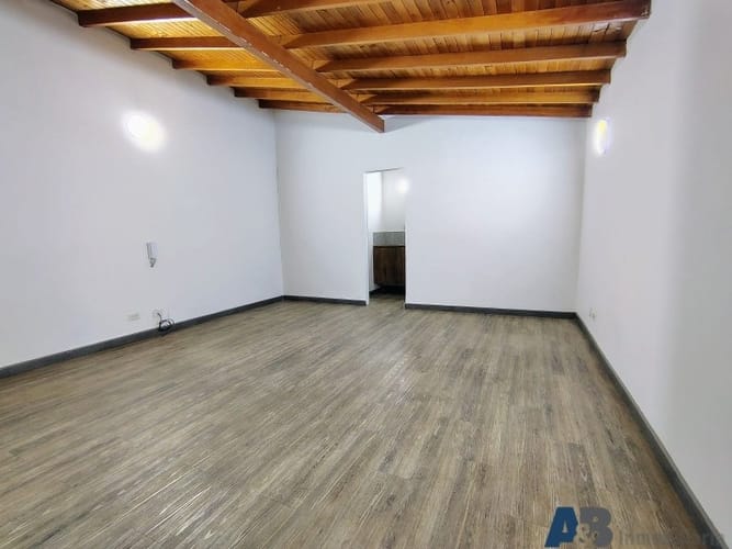 Oficina en arriendo en San Diego, Medellín, 38 m² · foto 5 de 12