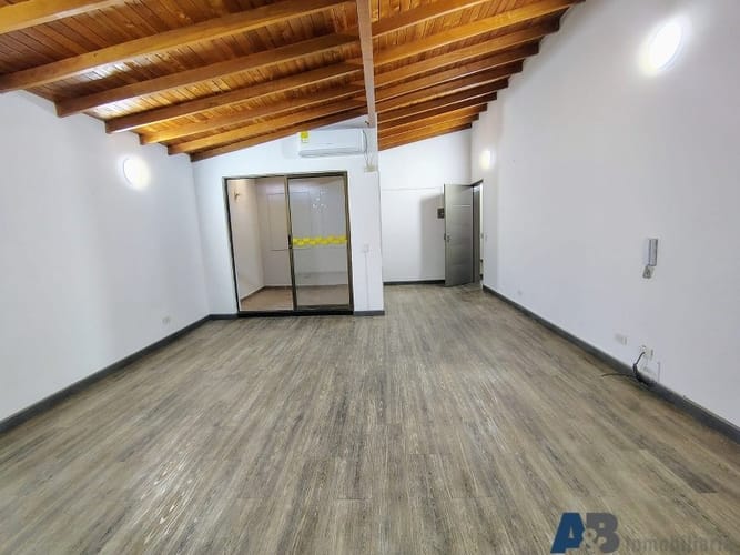 Oficina en arriendo en San Diego, Medellín, 38 m² · foto 9 de 12