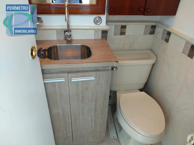 Oficina en arriendo en Milla De Oro, Medellín, 26 m² · foto 3 de 11