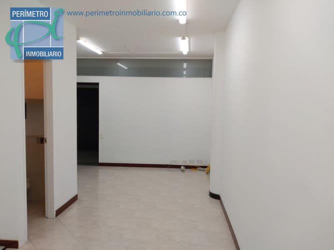 Oficina en arriendo en Milla De Oro, Medellín, 26 m² · foto 4 de 11