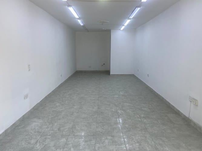 Local en arriendo en Zona Centro, Envigado, 30 m² · foto 2 de 3