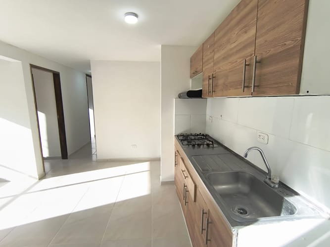 Apartamento de 3 alcobas en arriendo en Pe�As Blancas, La Estrella, 50 m² · foto 3 de 12