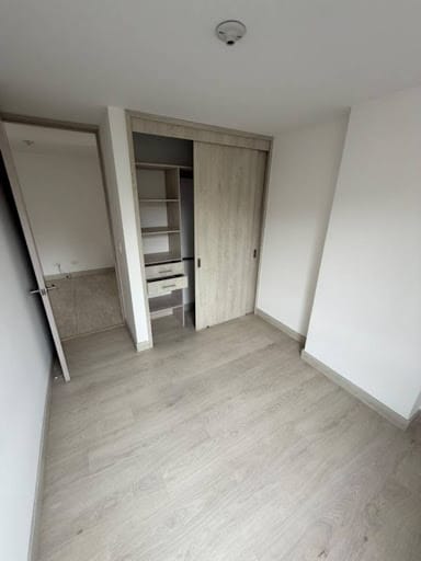 Apartamento de 3 alcobas en arriendo en El Salado, Envigado, 75 m² · foto 9 de 10