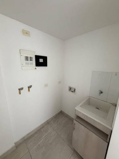 Apartamento de 3 alcobas en arriendo en El Salado, Envigado, 75 m² · foto 10 de 10