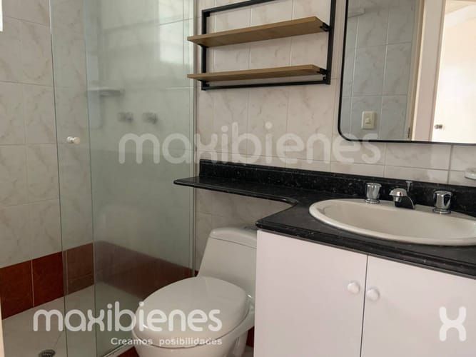 Apartaestudio en arriendo en Florida Nueva, Medellín, 40 m² · foto 6 de 13