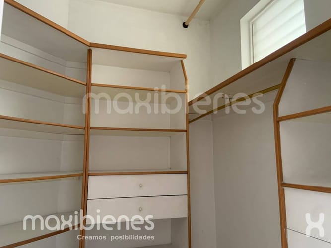 Apartaestudio en arriendo en Florida Nueva, Medellín, 40 m² · foto 12 de 13