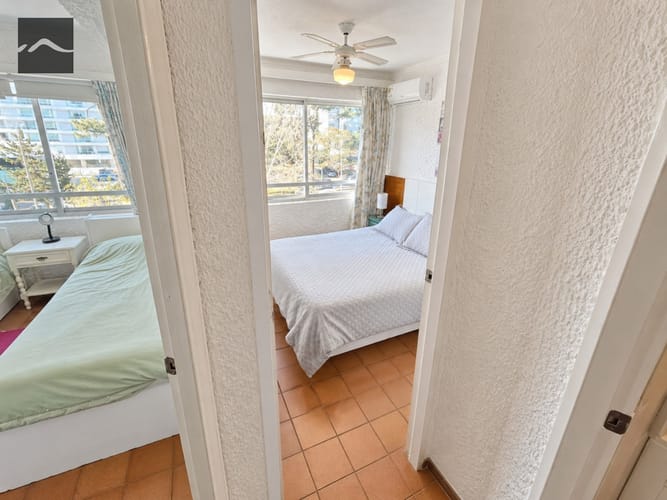 Apartamento esquinero, luminoso y equipado sobre Roosevelt. 2 dormitorios, 2 baños · Foto 8