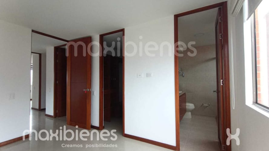 Apartamento de 3 alcobas en arriendo en Alejandria, Medellín, 137 m² · foto 14 de 19