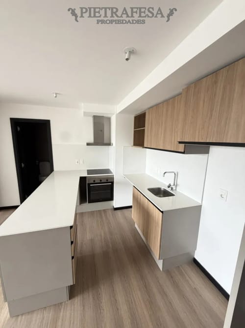 Apartamento en alquiler, 1 dormitorio, 1 baño, balcón, garaje. Parque Batlle. · Foto 3