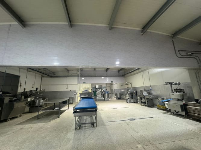 Bodega en arriendo en La Tablaza, La Estrella, 1700 m² · foto 10 de 17