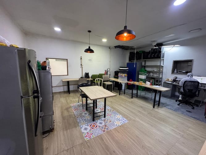 Bodega en arriendo en La Tablaza, La Estrella, 1700 m² · foto 12 de 17