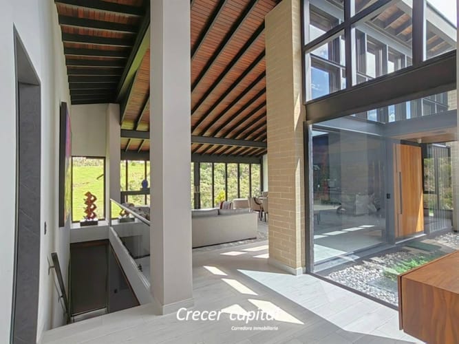 Casa de 5 alcobas en arriendo en Las Palmas, Envigado, 500 m² · foto 12 de 24