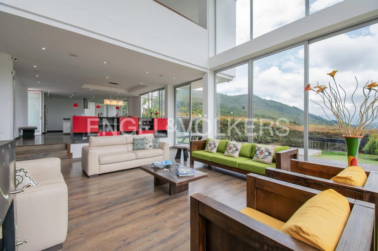 Casa de 4 alcobas en arriendo en La Violeta, Sopó, 360 m² · foto 4 de 20
