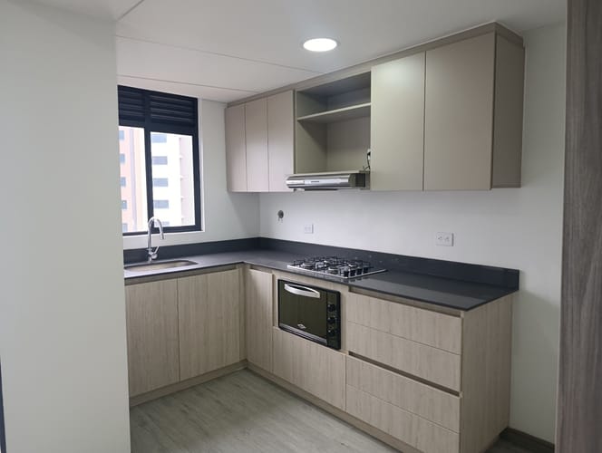 Apartamento de 3 alcobas en arriendo en Las Palmas, Medellín, 70 m² · foto 4 de 23