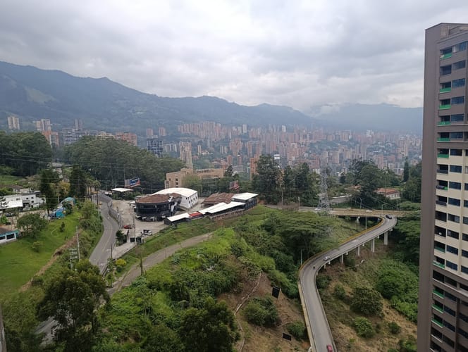 Apartamento de 3 alcobas en arriendo en Las Palmas, Medellín, 70 m² · foto 21 de 23
