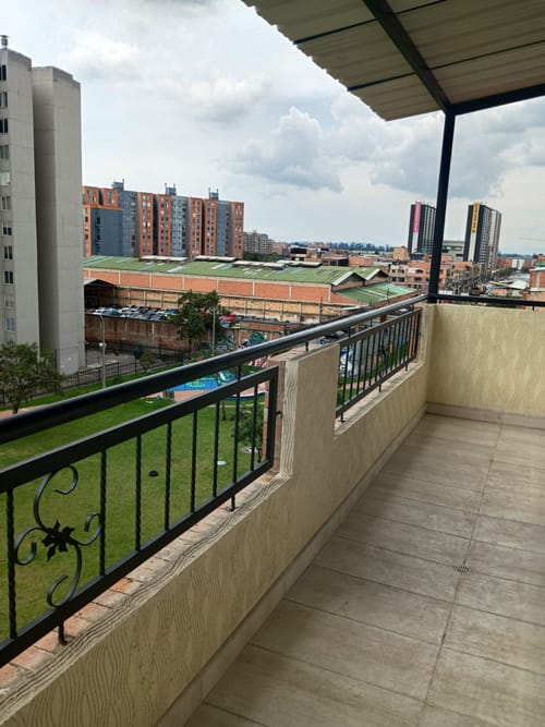Apartamento de 3 alcobas en arriendo en Castilla, Bogotá, 68 m² · foto 8 de 15