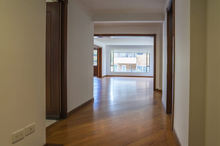 Apartamento de 3 alcobas en venta en La Cabrera, Bogotá, 220 m² · foto 11 de 24