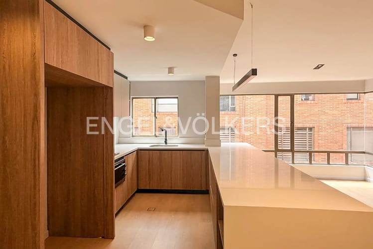 Apartamento de 2 alcobas en venta en San Patricio, Bogotá, 83 m² · foto 2 de 12