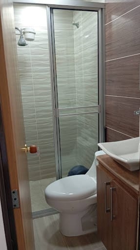 Apartamento de 3 alcobas en arriendo en Belén Las Violetas, Medellín, 150 m² · foto 13 de 24