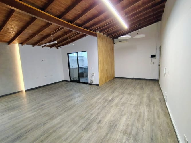 Oficina en arriendo en San Diego, Medellín, 47 m² · foto 5 de 8