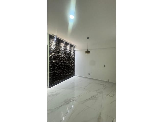 Apartamento de 3 alcobas en venta en La Navarra, Bello, 89 m² · foto 3 de 17