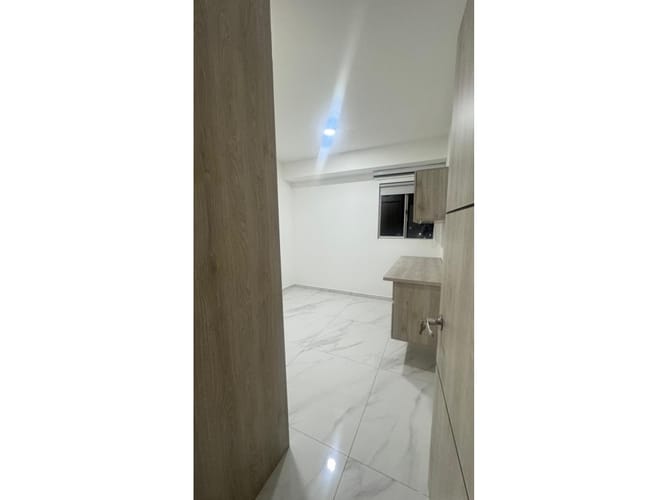 Apartamento de 3 alcobas en venta en La Navarra, Bello, 89 m² · foto 6 de 17