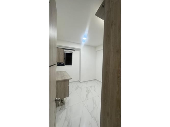 Apartamento de 3 alcobas en venta en La Navarra, Bello, 89 m² · foto 7 de 17