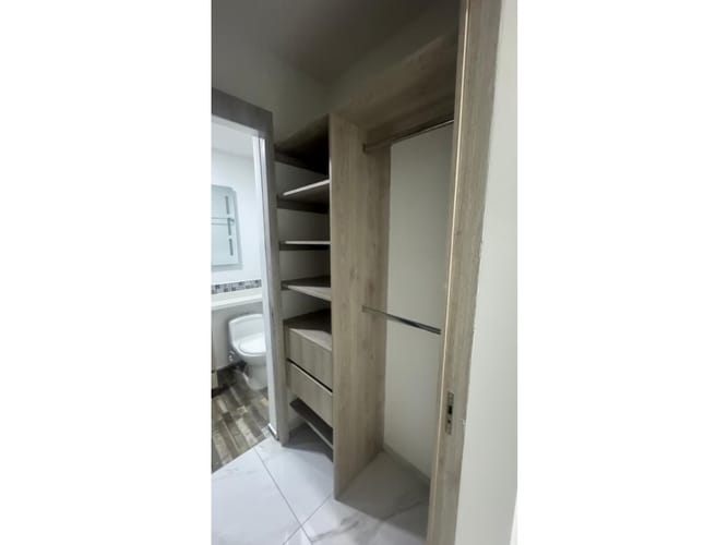 Apartamento de 3 alcobas en venta en La Navarra, Bello, 89 m² · foto 11 de 17