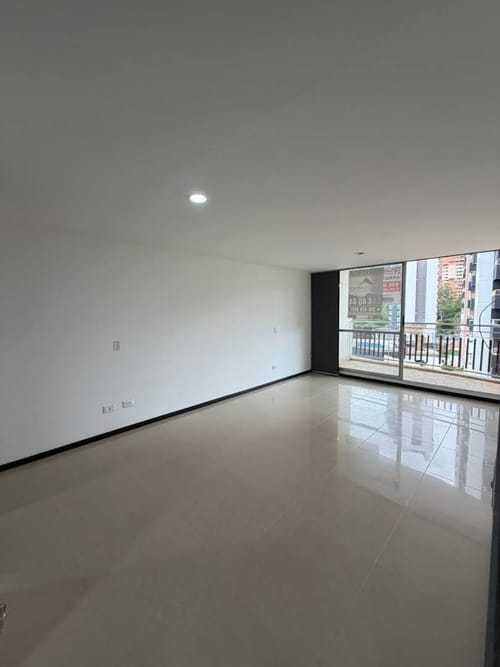 Apartamento de 3 alcobas en arriendo en Las Lomitas, Sabaneta, 120 m² · foto 16 de 20