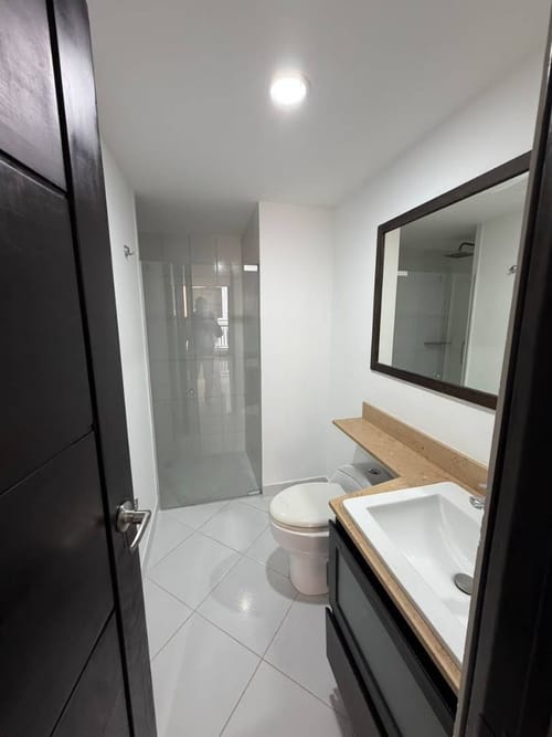 Apartamento de 3 alcobas en arriendo en Las Lomitas, Sabaneta, 120 m² · foto 18 de 20