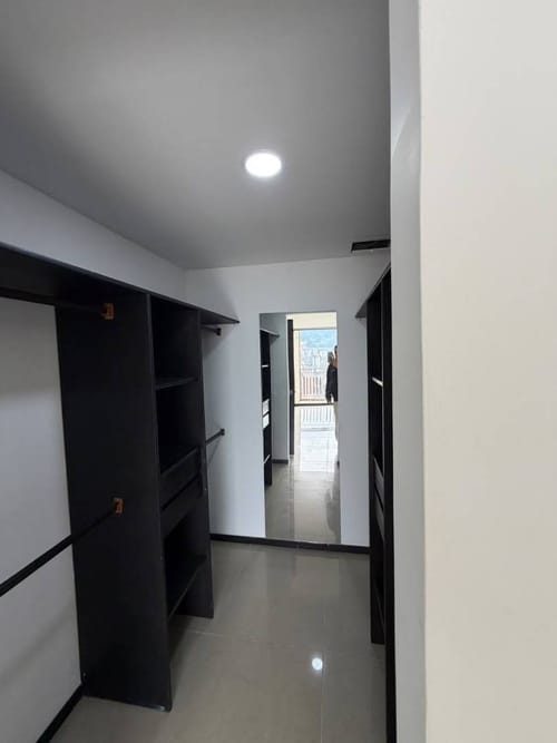 Apartamento de 3 alcobas en arriendo en Las Lomitas, Sabaneta, 120 m² · foto 13 de 22
