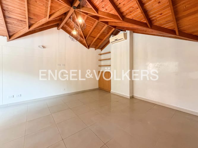 Casa de 3 alcobas en venta en La Frontera, Envigado, 220 m² · foto 17 de 17