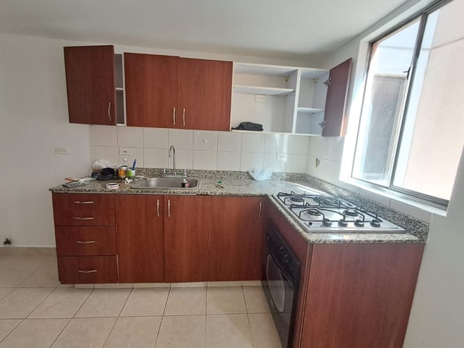 Apartamento de 3 alcobas en arriendo en La Castellana, Medellín, 104 m² · foto 3 de 21